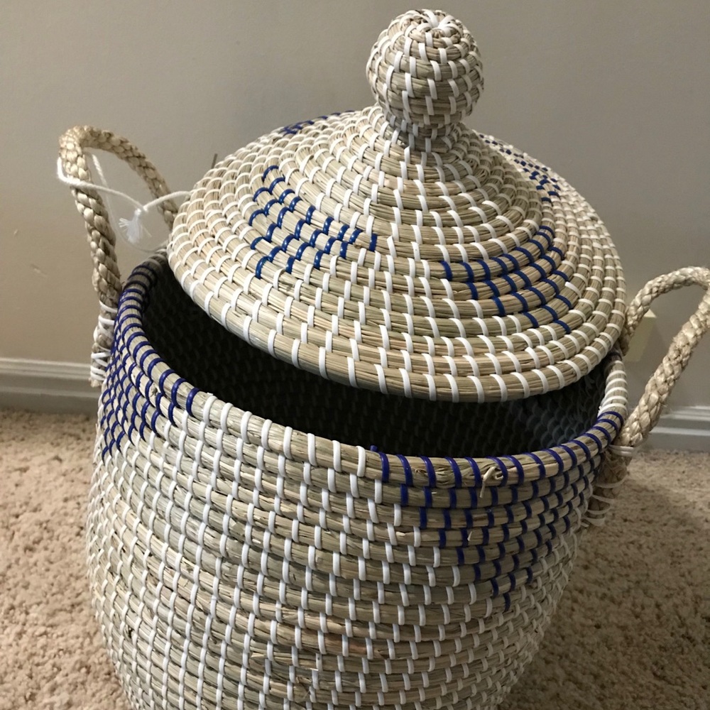 Hand woven basket with lid